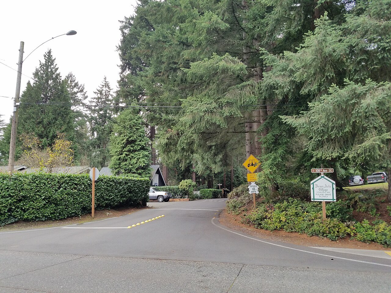 Beaux Arts Village entrance in Beaux Arts Village, Washington