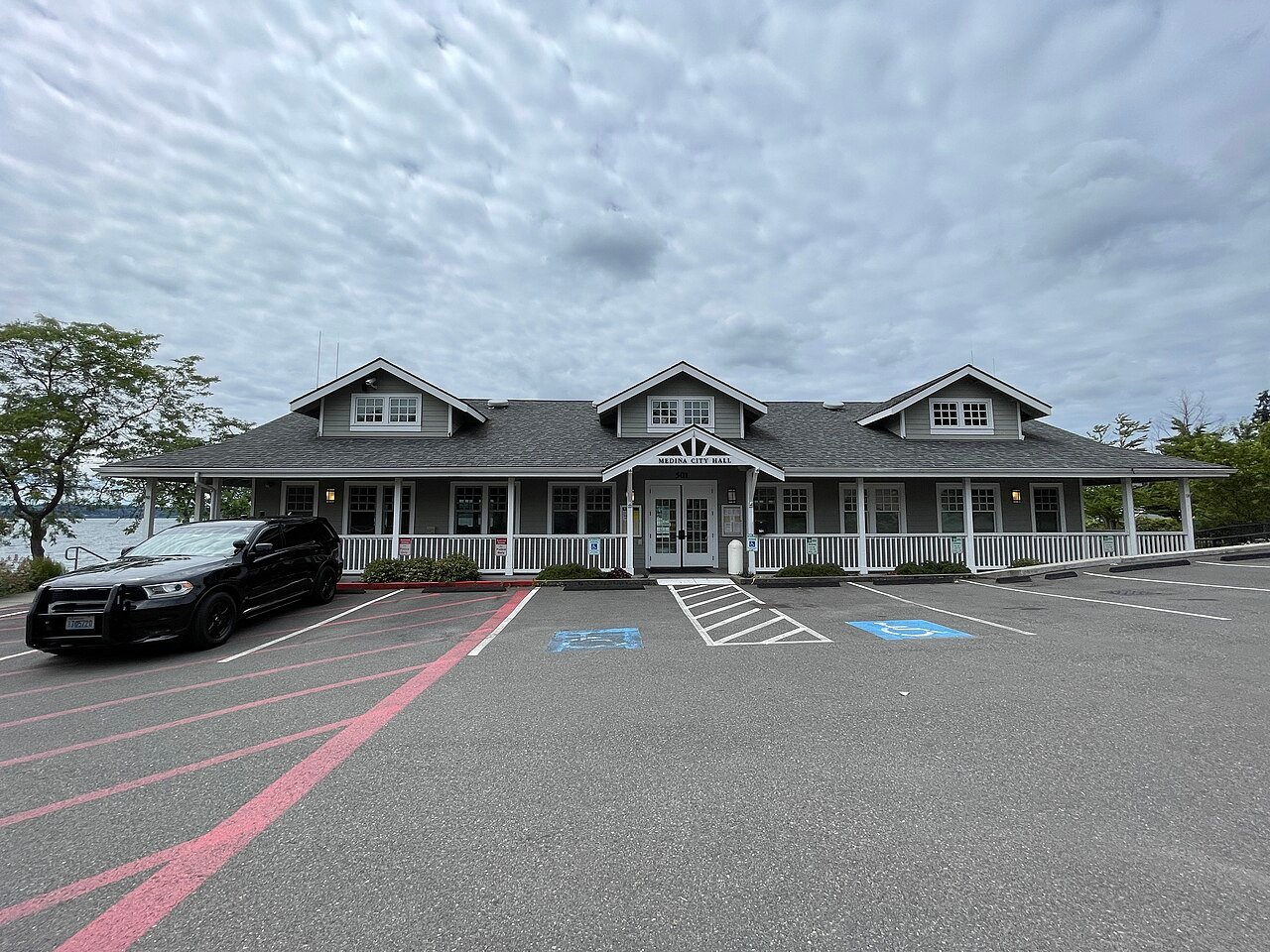 Medina City Hall in Medina, Washington